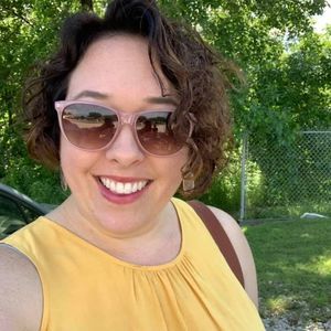 Meet your Posher, Mendie